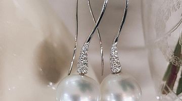 South Sea Pearls on Long 18ct S Hooks