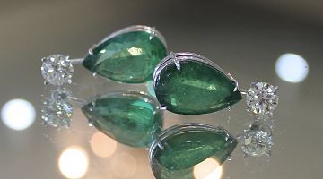 Natural 11ct Emerald Earring Drops